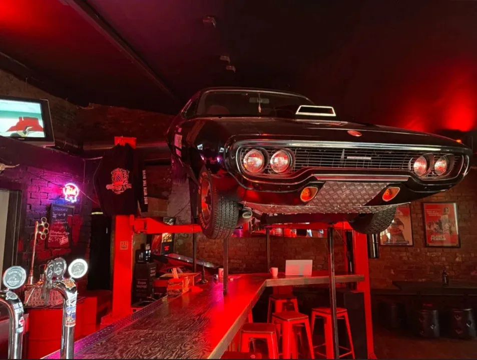 Branch Garage